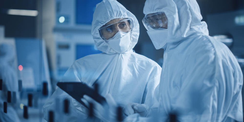 Adobestock 402914960 Cleanroom Ipad